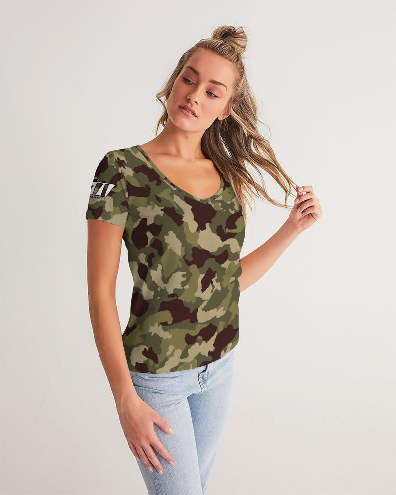 Speed Monkey Women's Camo V-Neck Tee